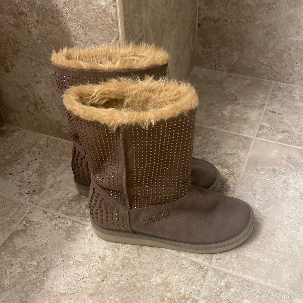 Women’s LIUJO boots
